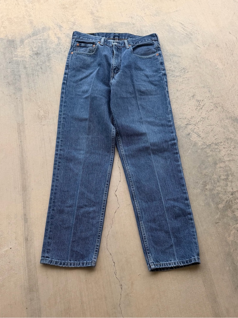 Levi's 550 Men's Jeans in Medium Blue Denim 34x32